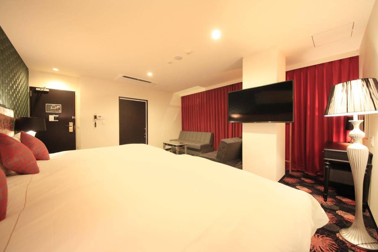 Centurion Hotel & Spa Ueno Station -Artificial Radium Hot Spring Tokio Buitenkant foto